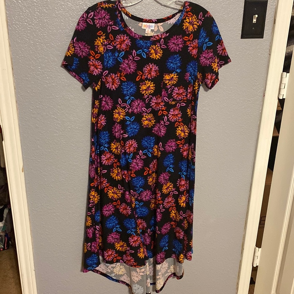 Lula Roe dress. High low. Very soft. Oversized. Listed as XS but fits large.